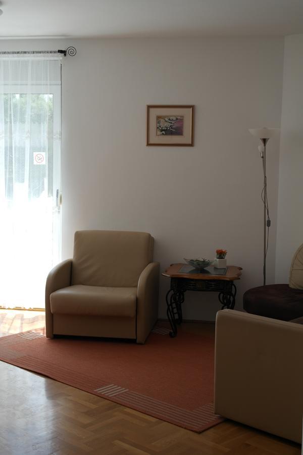 Apartments Laci Crikvenica Ngoại thất bức ảnh