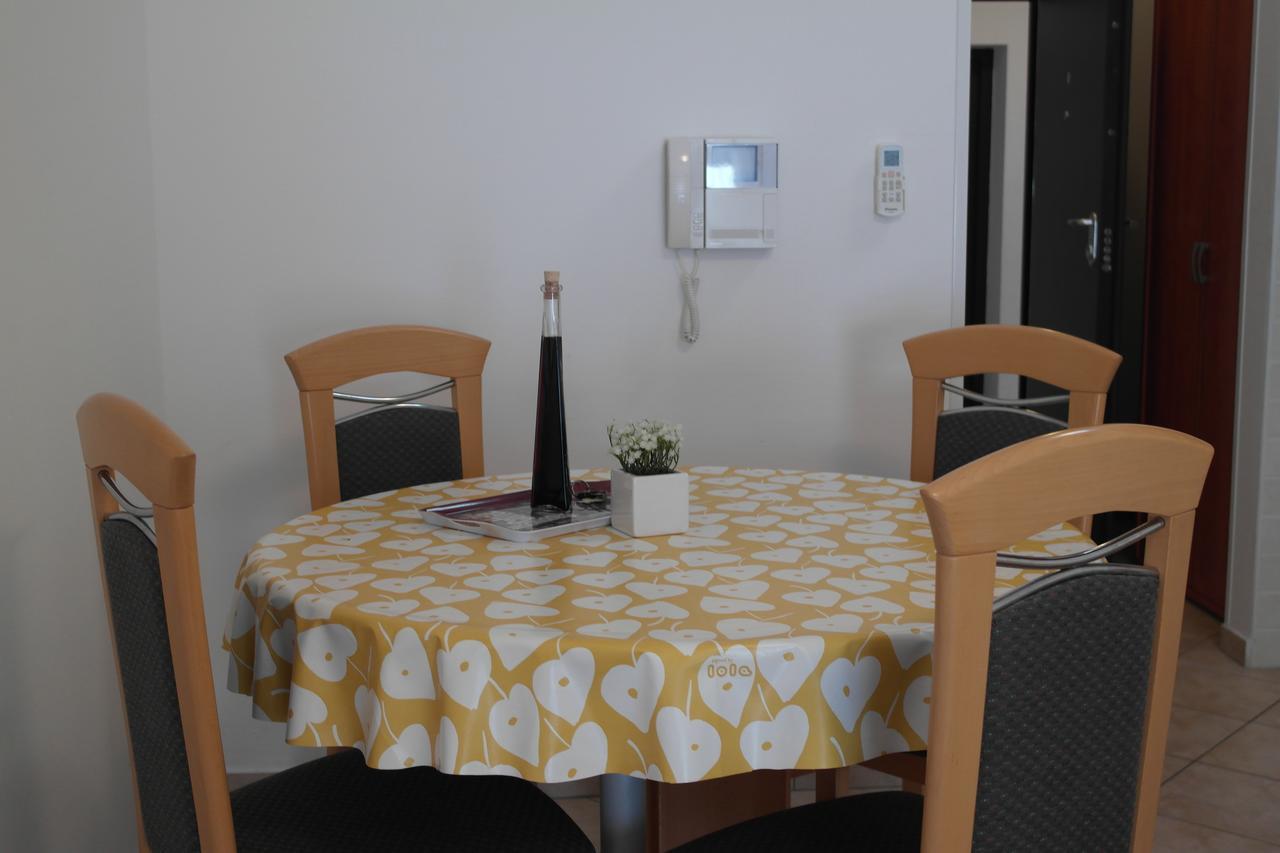 Apartments Laci Crikvenica Ngoại thất bức ảnh